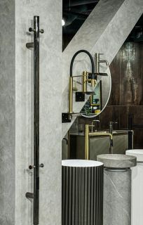 Полотенцесушитель электрический Boheme Uno 726-SGM 150x12 см оружейная сталь глянец